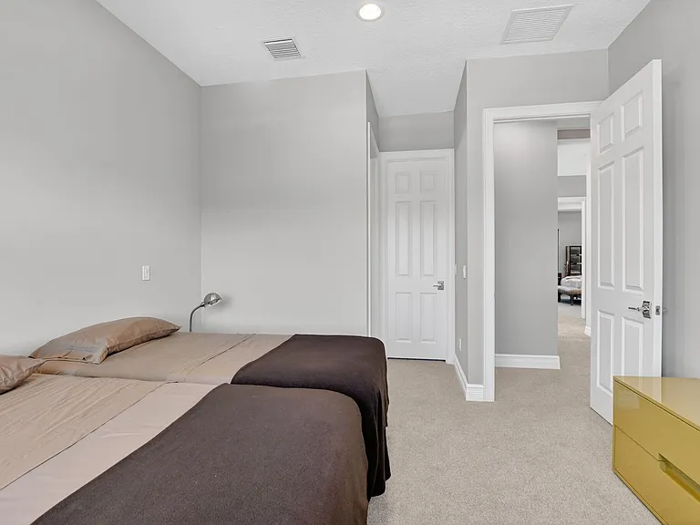 17358 Santaluce Mnr — Photo 44