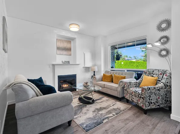 5653 148a St, Surrey, BC V3S 8W8