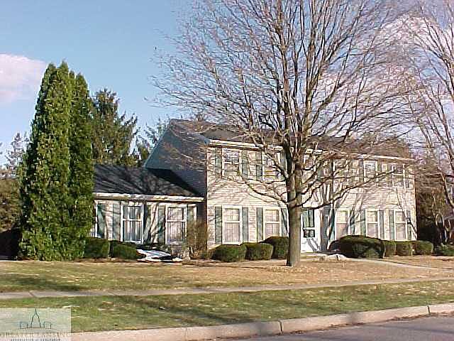 1st image of 5866 E Shadow Lawn Dr