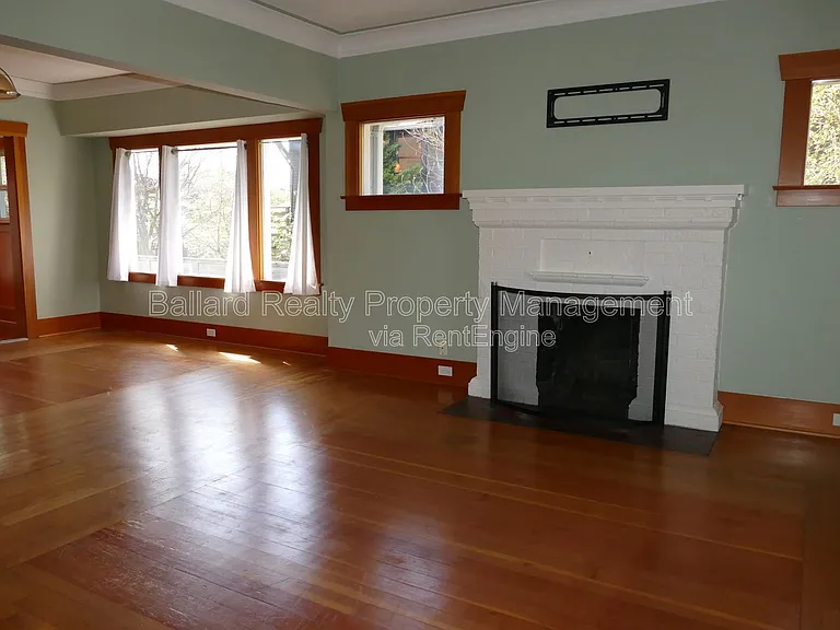 3215 NW 61st St — Photo 2