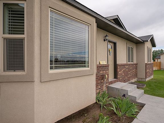 For Showing  208-589-8723