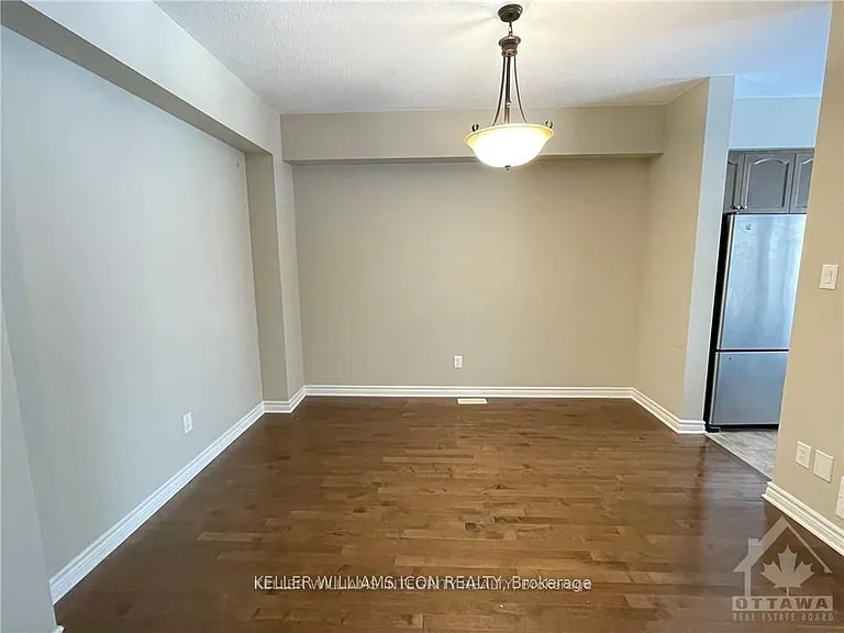 957 Fletcher Cir — Photo 8