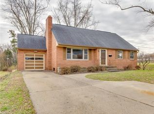 328 Mississippi St SE, North Canton, OH 44720