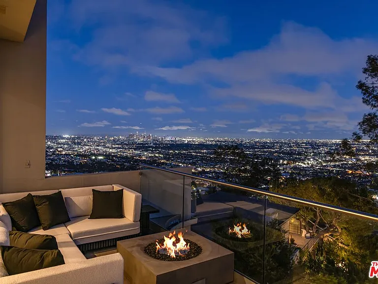 8572 Hillside Ave — Photo 27
