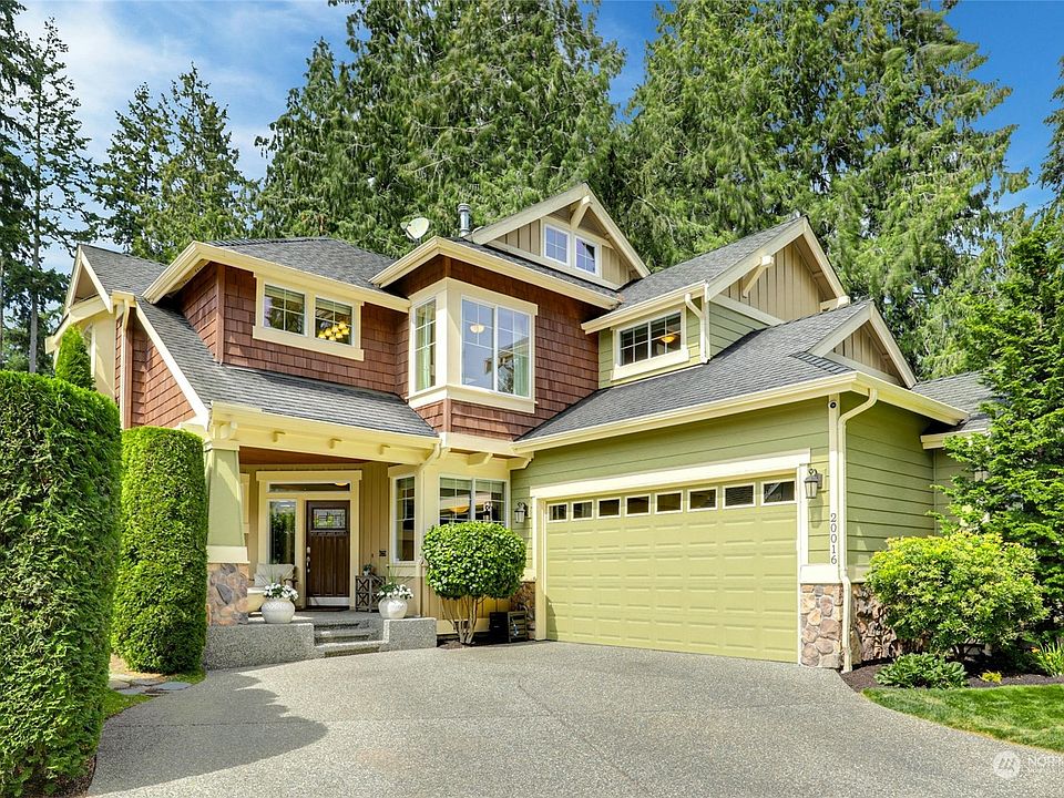 1st image of 20016 11th Avenue W
