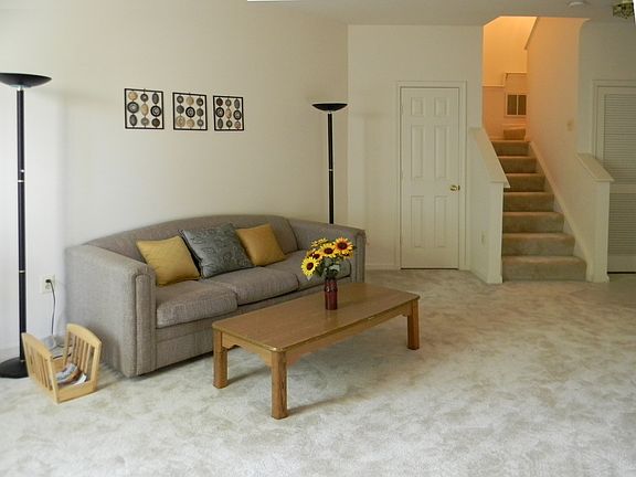 4th image of 13382 Cleeve Hill Ct