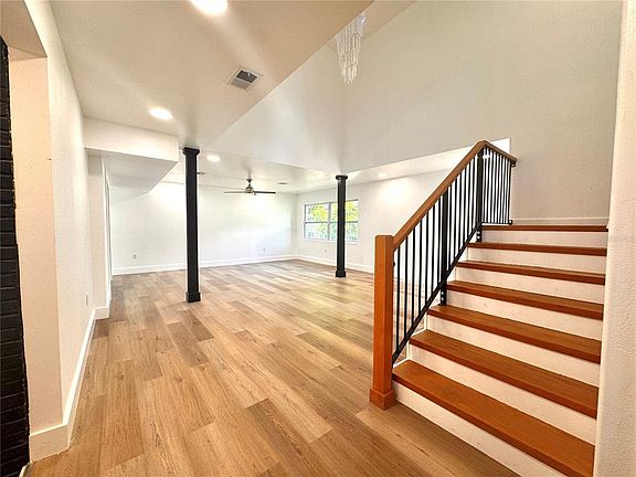 5th image of 14 GLENDALE DRIVE