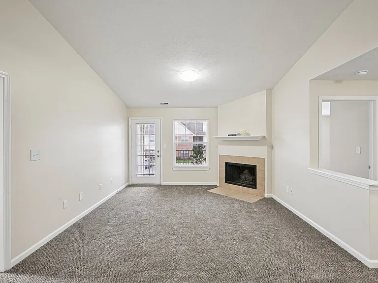 Bayberry Place Apartments — Photo 34