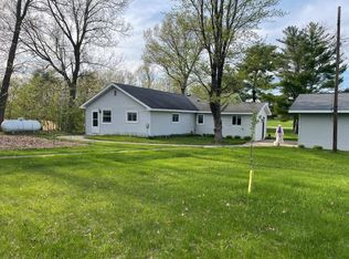 E8303 N Reedsburg Rd, Reedsburg, WI 53959
