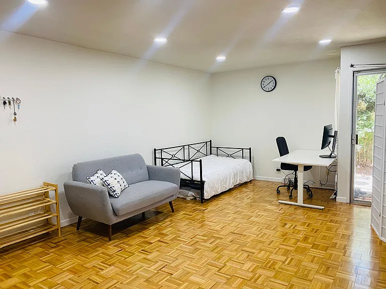 280 Easy St #401 — Photo 6