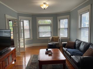 12 Mayflower St, Providence, RI 02906