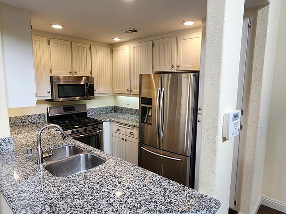 4th image of 11259 Provencal Pl