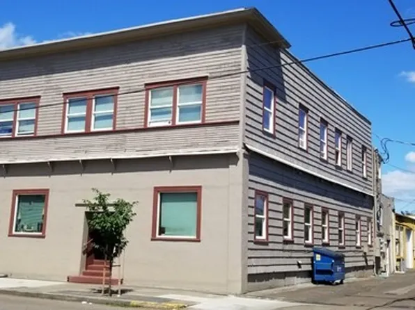 Armory Apartments, 417 Lyon St SE #4, Albany, OR 97321