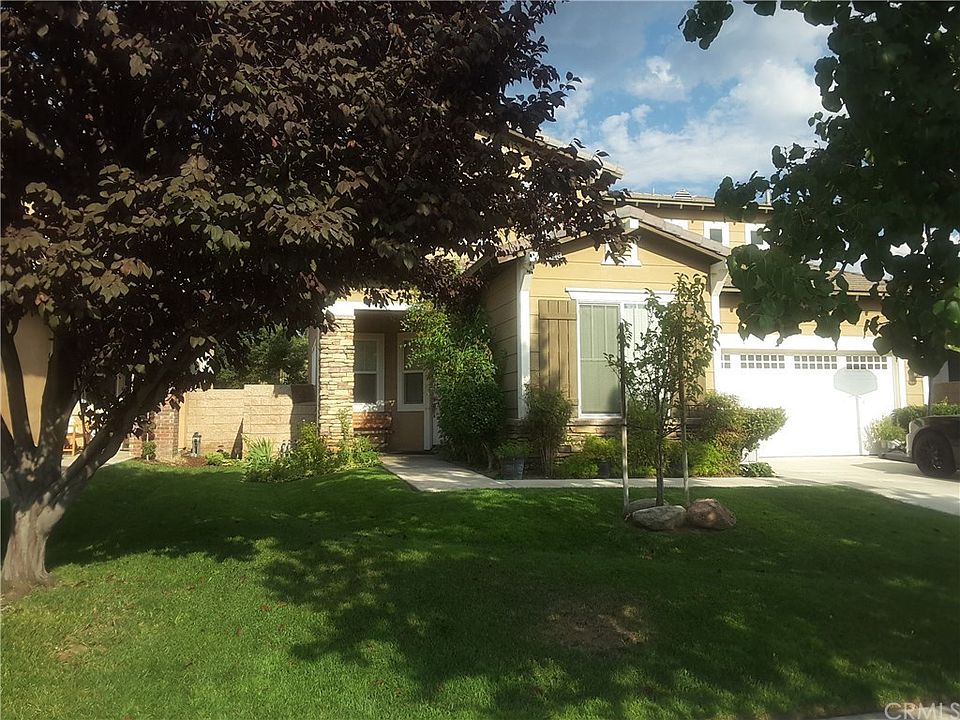 1st image of 34219 Pinehurst Dr