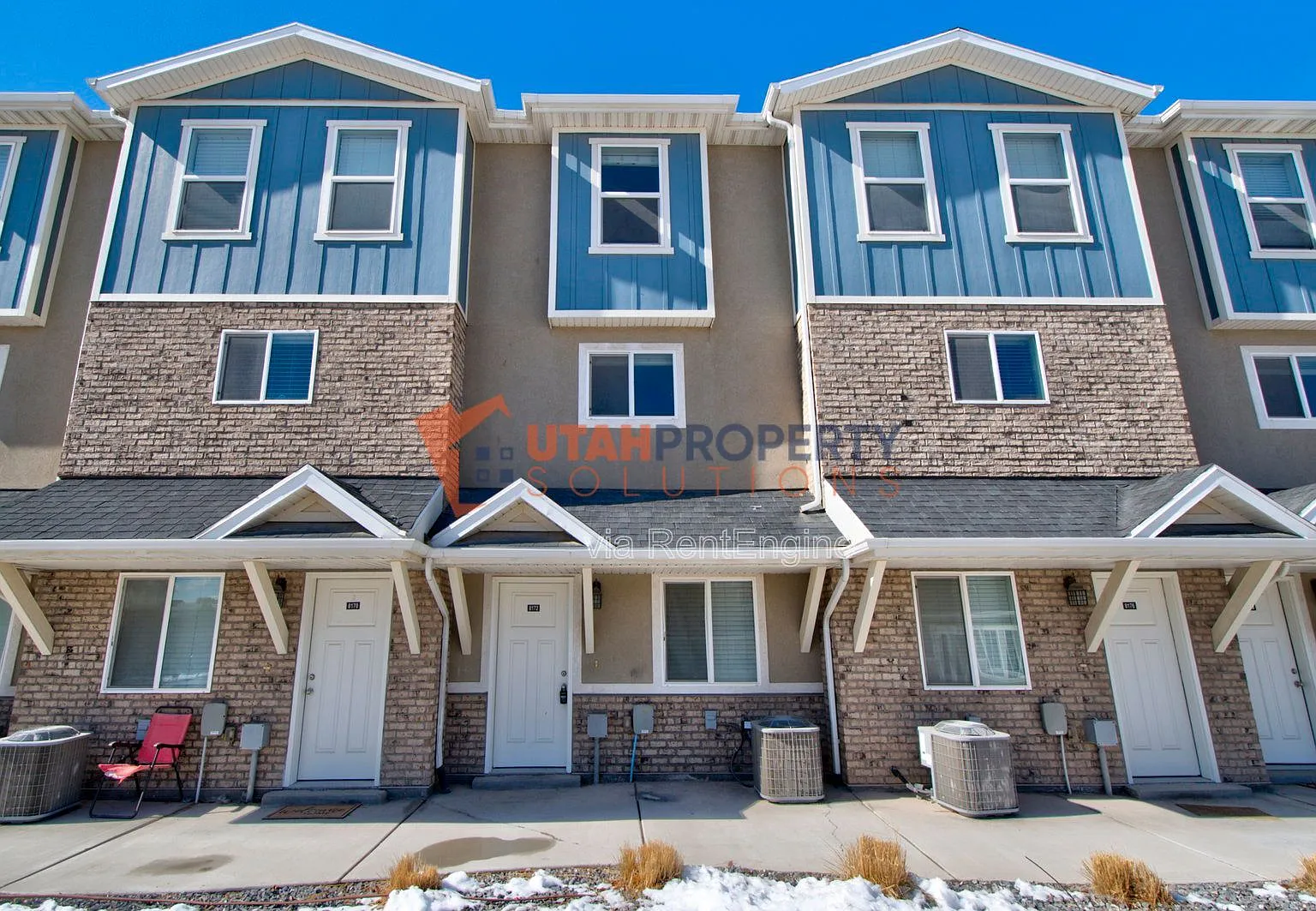 3 bed, 2.5 bath, $1,595 — Photo 1