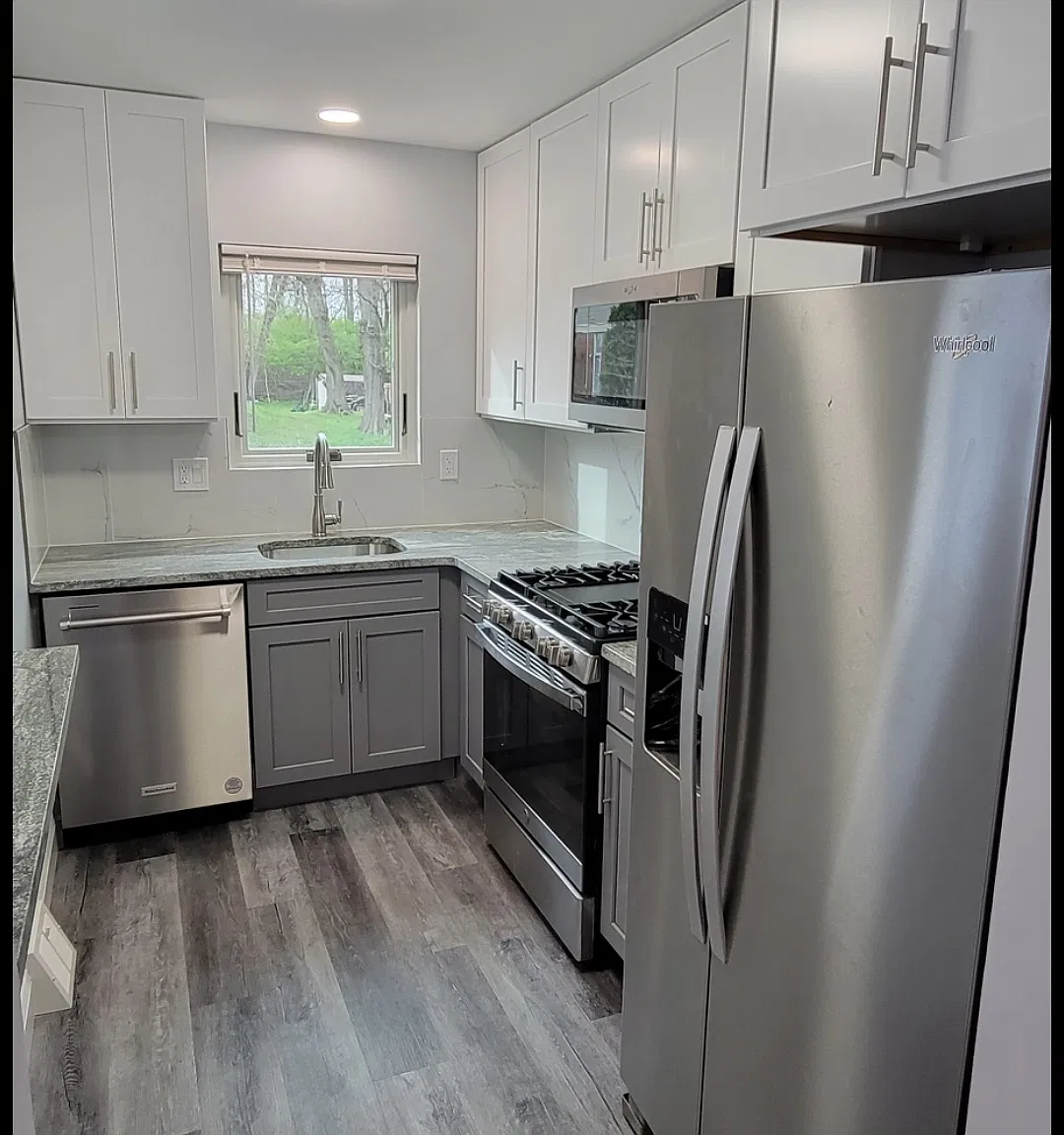 9337 Neil Rd — Photo 4