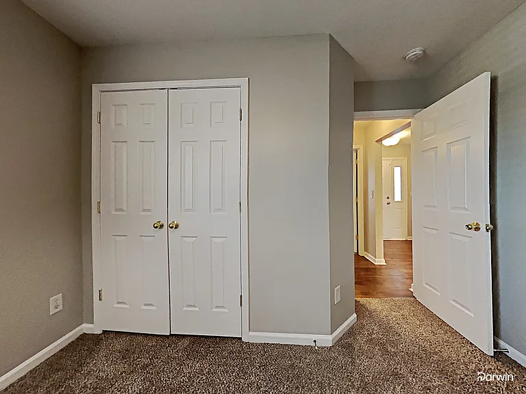 337 Courtland Ct — Photo 12