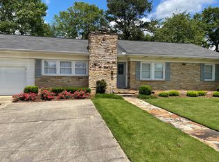 2 Parkwood Cir, Tuscaloosa, AL 35401