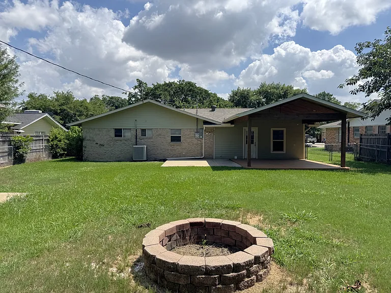 635 Pine St — Photo 20