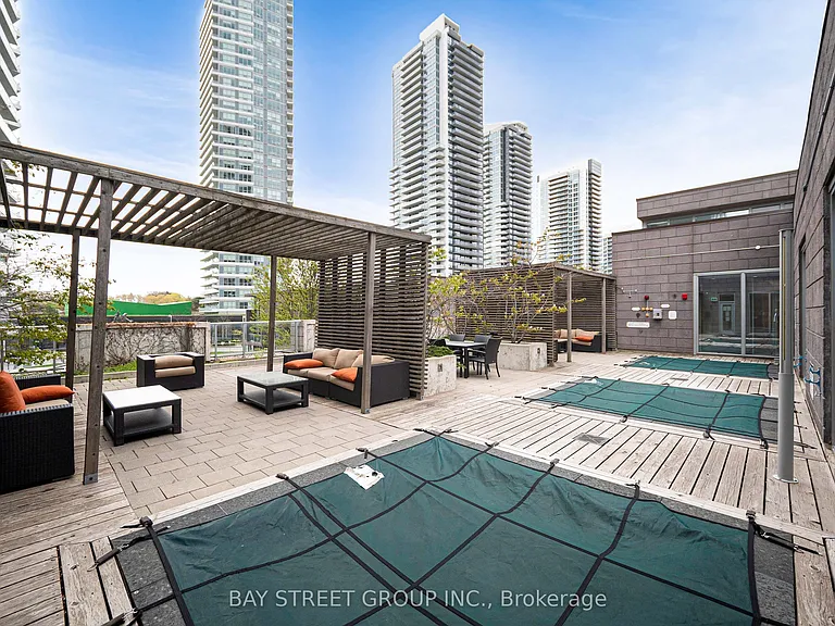 121 McMahon Dr #2708 — Photo 42