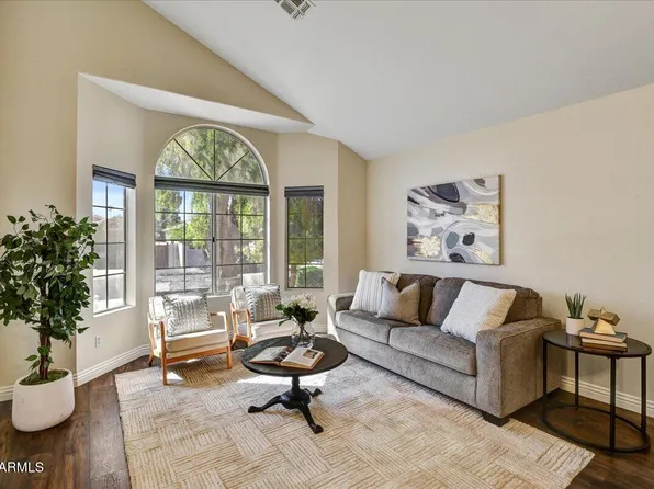 2928 E PONTIAC Drive, Phoenix, AZ 85050