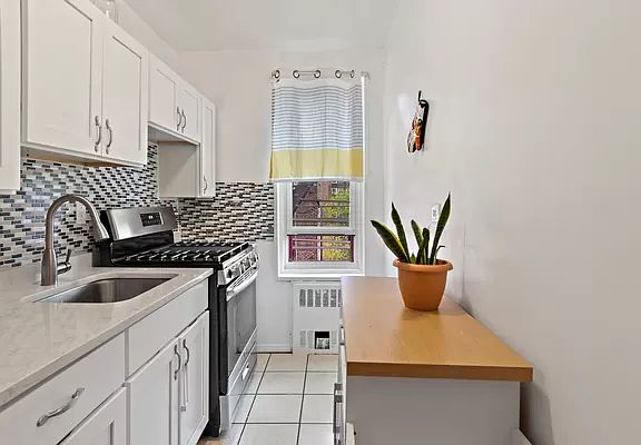 4th image of 75 W 238th St APT 7A