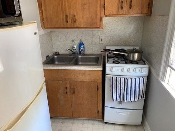 5th image of 16 Montagu St #B