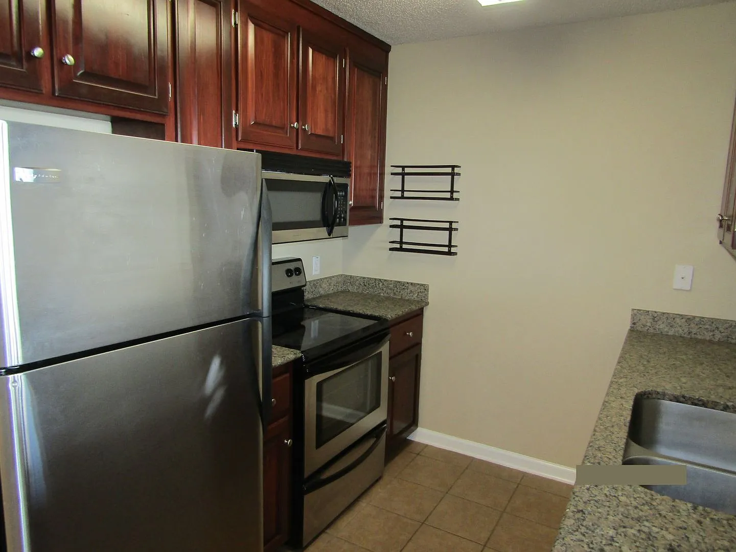 127 Concord Avenue — Photo 2
