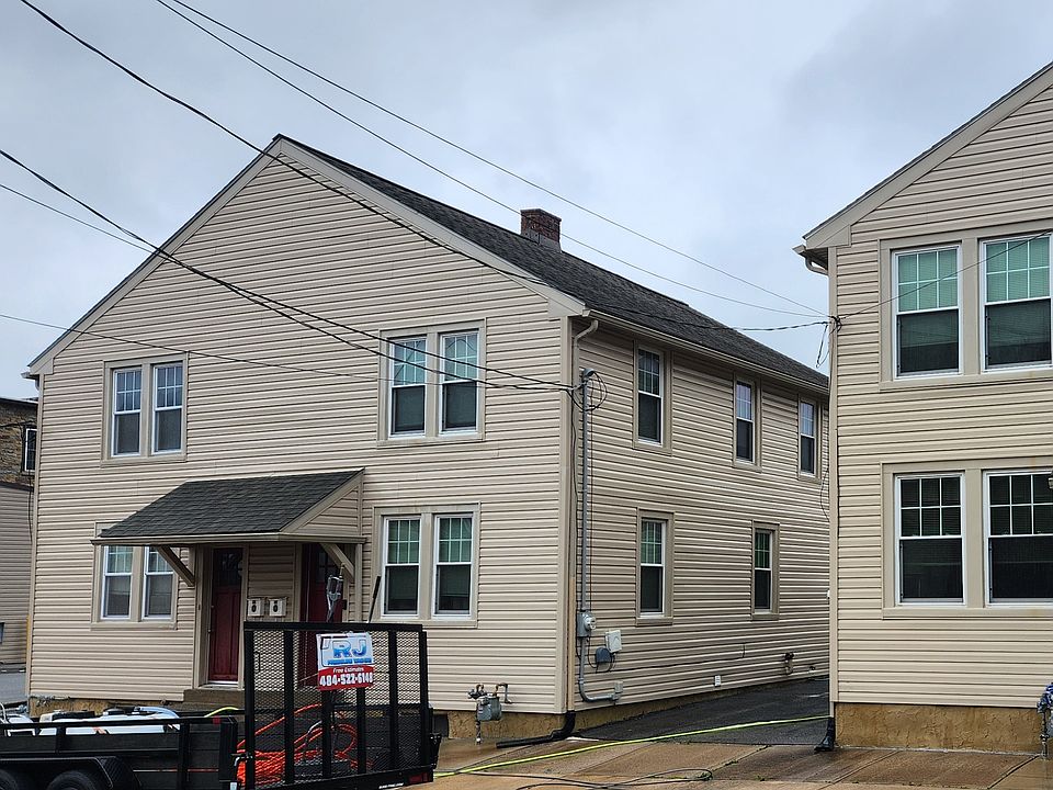 1st image of 25 Penn St #25