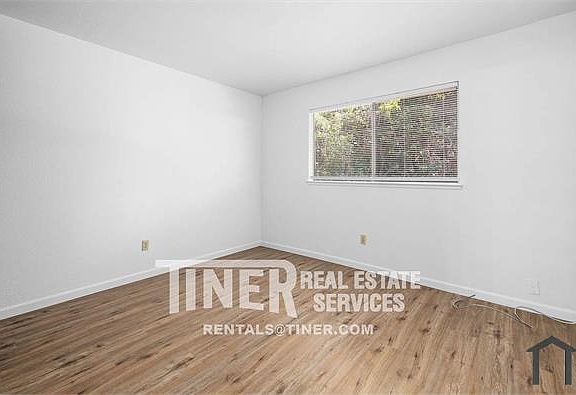 5th image of 2431 Camino Park Ct
