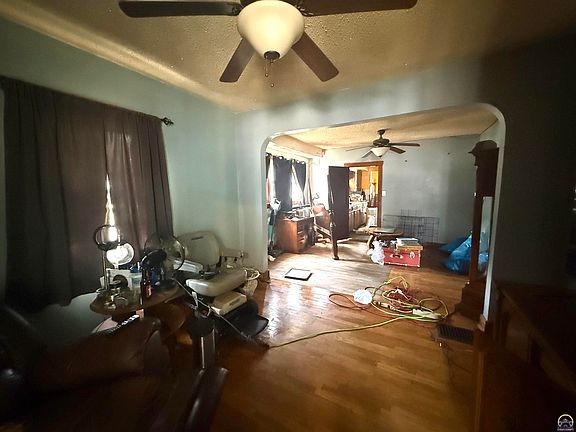 2nd image of 531 SE Gray St