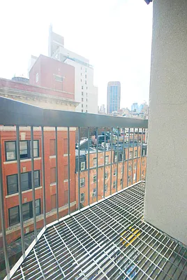 Rented by Bold New York | media 18