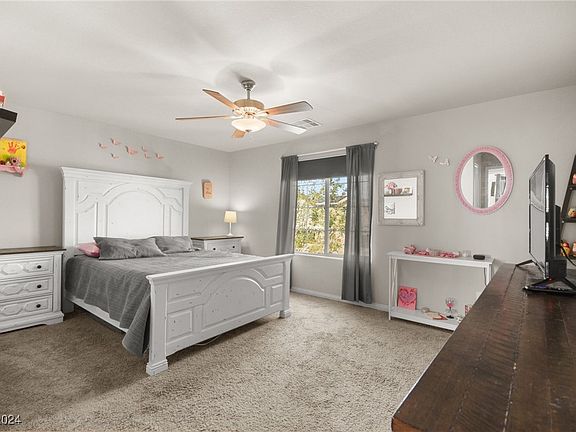 4th image of 4412 Luster Ave