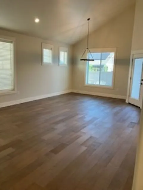 3 bed, 1448 sqft, $2,175 — Photo 3