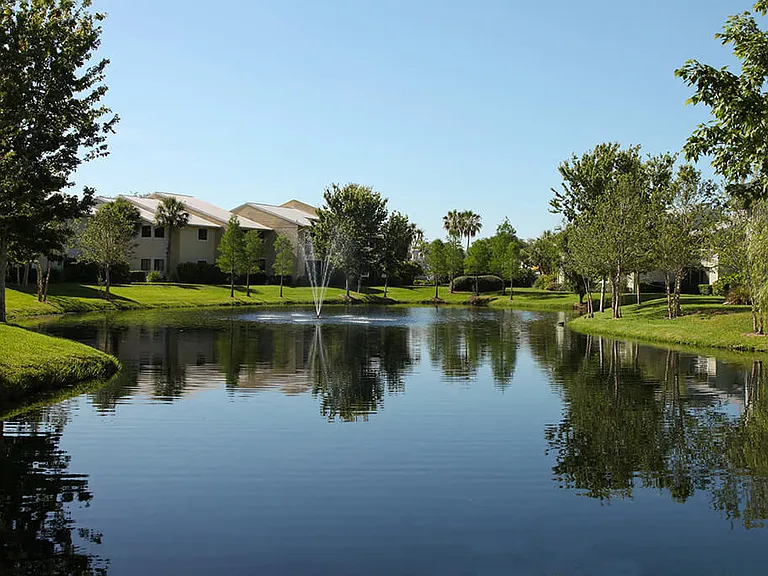 Coral Club Apartment Homes — Photo 20