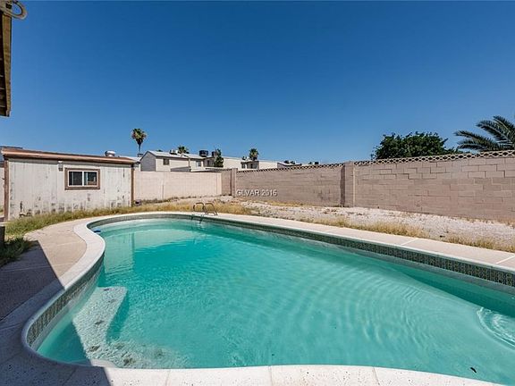5th image of 4700 Terra Linda Ave #0