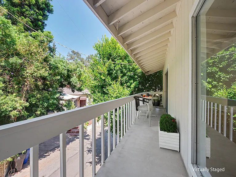 10424 Oletha Ln — Photo 24