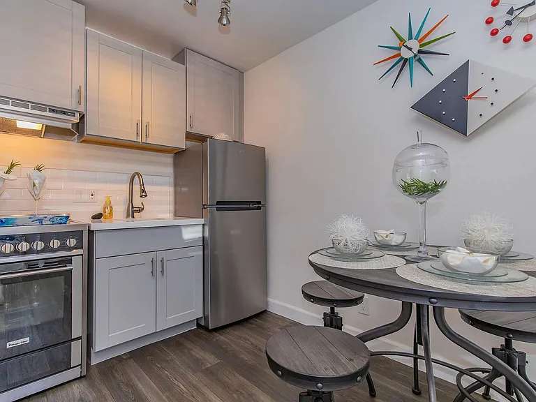 Studio 710 Apartments — Photo 34
