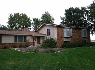 122 Eugene St, Towanda, IL 61776