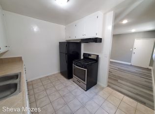 916 Robinson St #1, Los Angeles, CA 90026