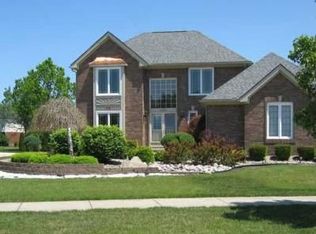 2349 Woodgreen Ct, Canton, MI 48188
