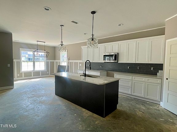 3rd image of 118 Grants Way