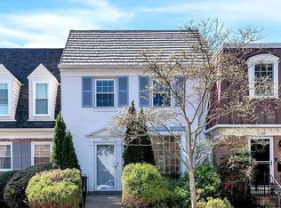 6737 Towne Lane Rd, Mclean, VA 22101