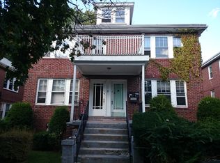 25 Hatherly Rd, Brighton, MA 02135