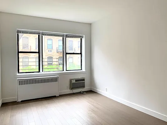 Rented by Algin Management | media 7