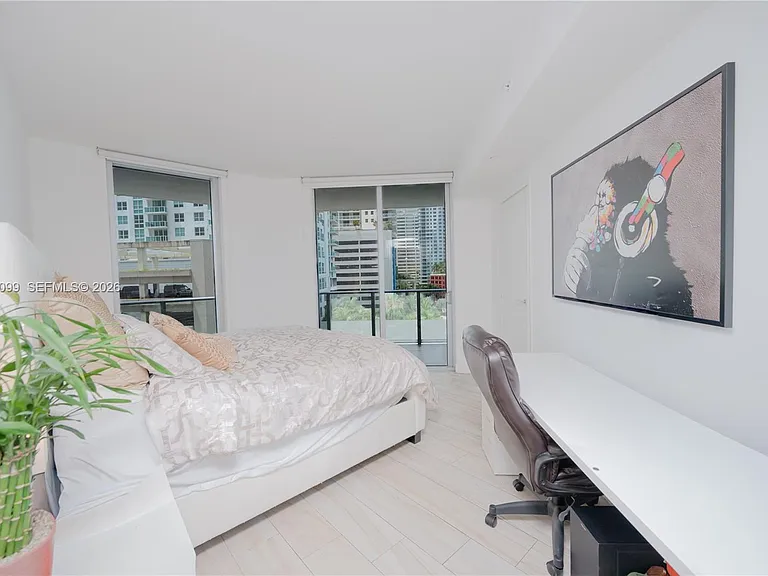 1300 Brickell Bay Dr #710 — Photo 5
