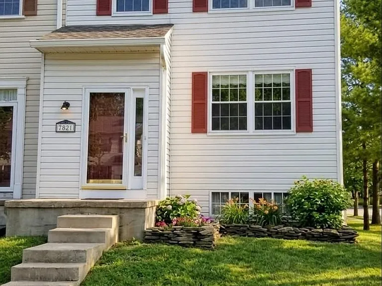 7821 Leonardo Ct — Photo 1