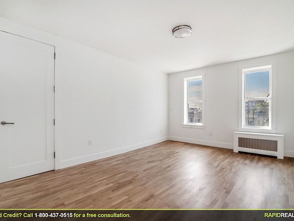 3rd image of 54 Linden Blvd APT 3D