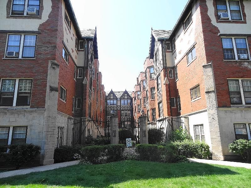 1st image of 7121 N Paulina St #3S