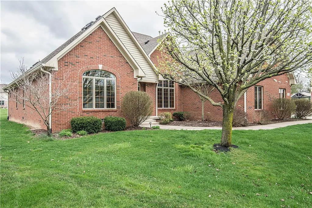 1515 Mansfield Ct photo 1